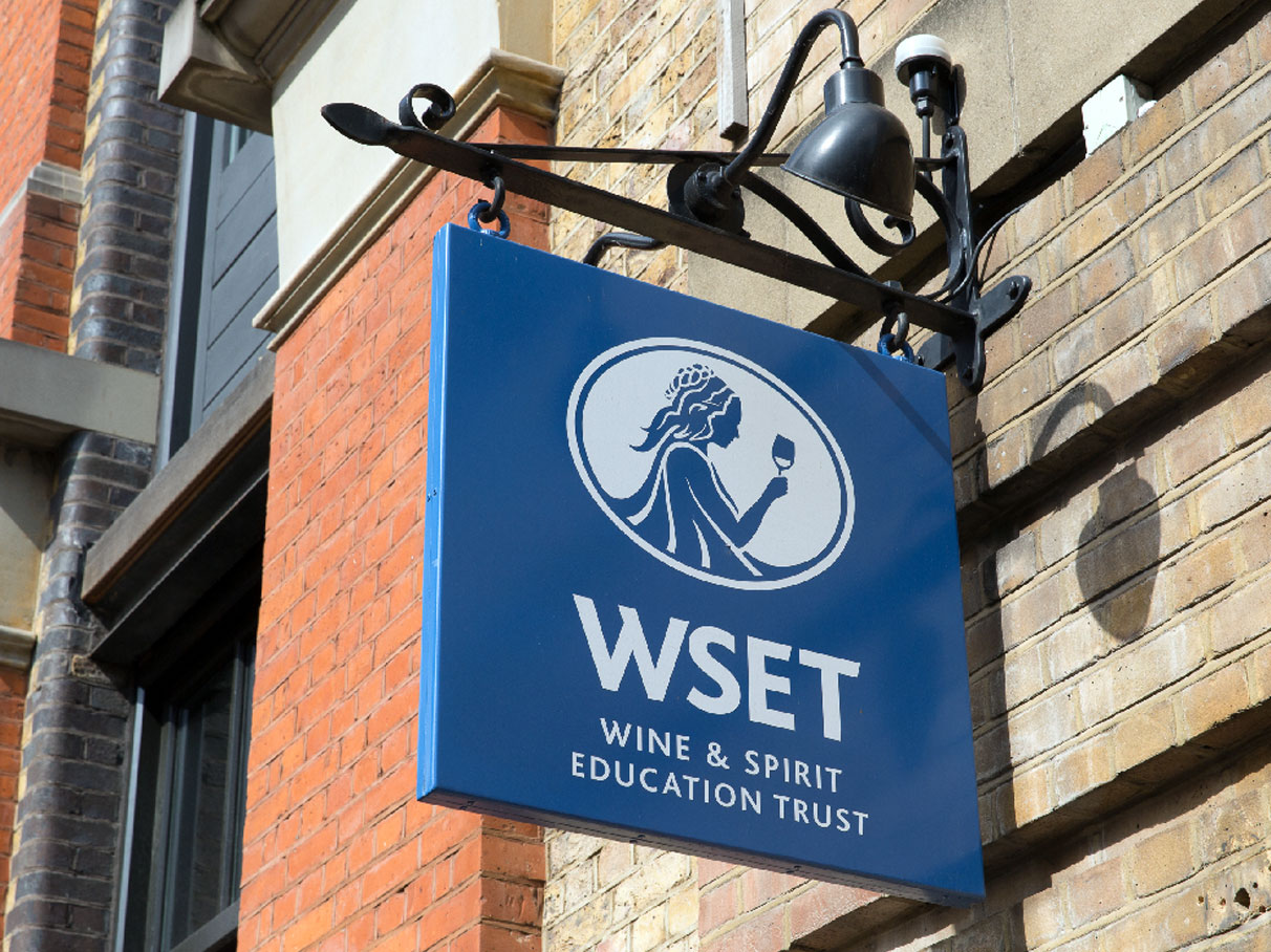 WSPC Συνεργασία με WSET